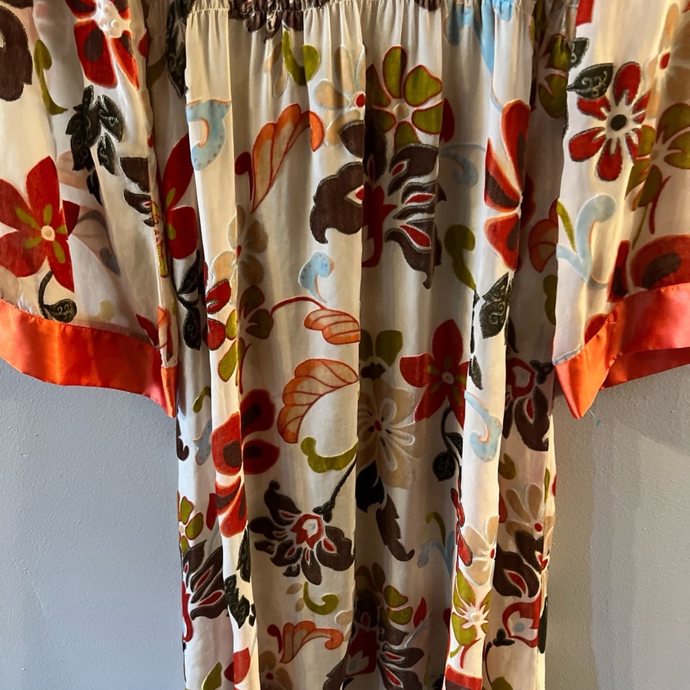 Bb Dress100% Silk wavy sleeves and sheer floral embroidery Sz M Multicolor F - Picture 5 of 15